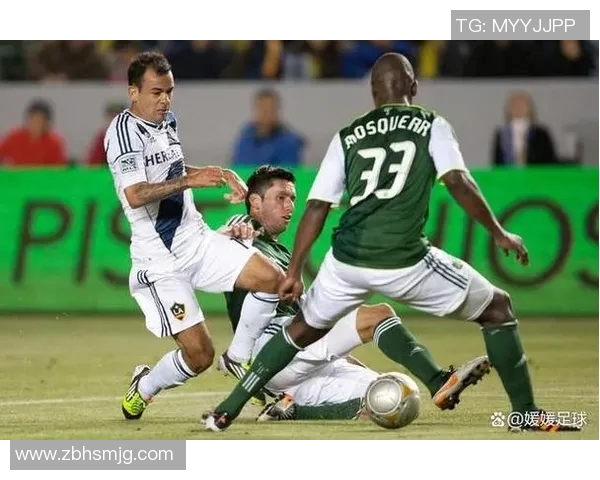 菲尔特与桑德豪森激战正酣谁能在这场较量中笑到最后