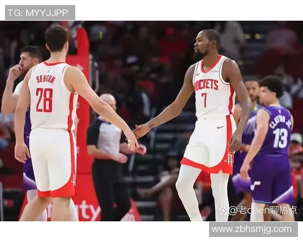 2015季前赛火箭与鹈鹕激战回顾精彩瞬间与球员表现分析