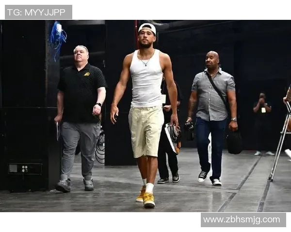 德文布克如何在NBA赛场上展现超凡实力与领导才能