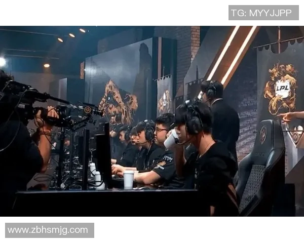 RNG战队的荣耀之路：从磨砺到巅峰的英雄联盟传奇故事